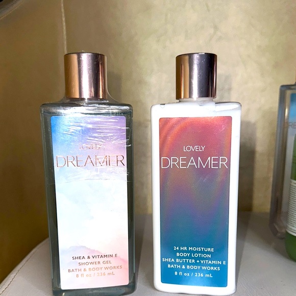 Lovely dreamer Shower Gel and Body Lotion Set